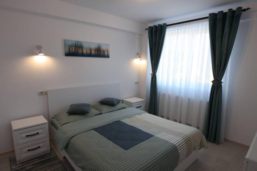 White Apartment Gura Humorului, Bucovina, Voronet Eksteriør billede